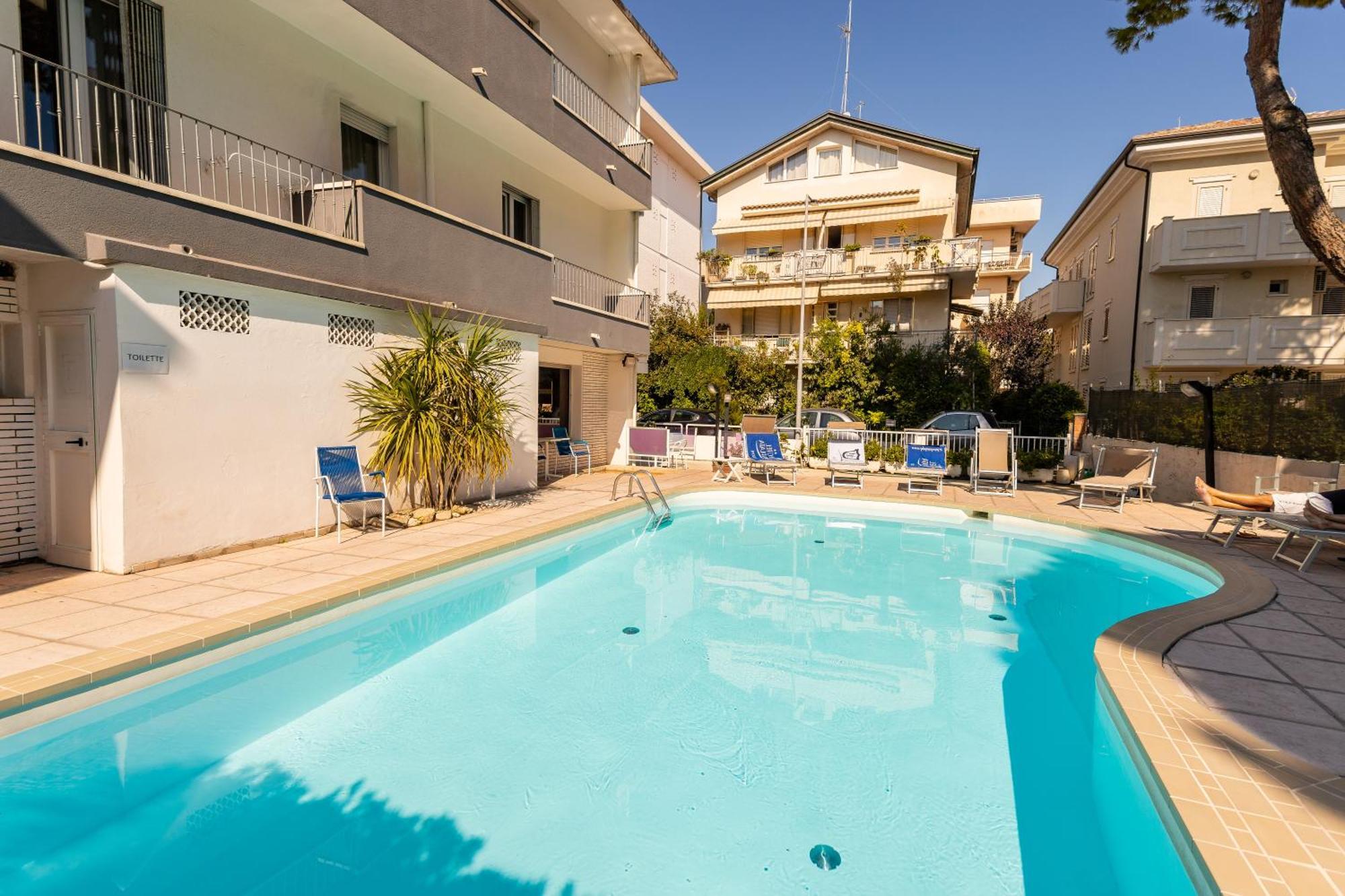 La Plata Hotel - Con Piscina Riccione Exterior foto
